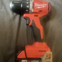 Milwaukee M18