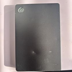 Seagate External Portable Hard Drive Portable 1TB 