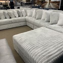 SECTIONAL DINING TABLES 599.99