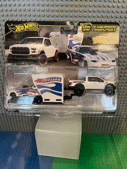 Hot Wheels Premium Car Culture Team Transport Set