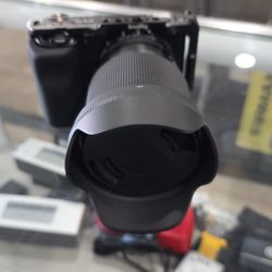 SONY ZV-E10