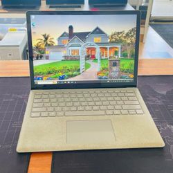 Microsoft Surface Laptop Touchscreen i5-8250u 8GB 256GB SSD Windows 10 Home