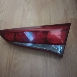 2016-2018 Hyundai Tucson Right Inner Taillight 