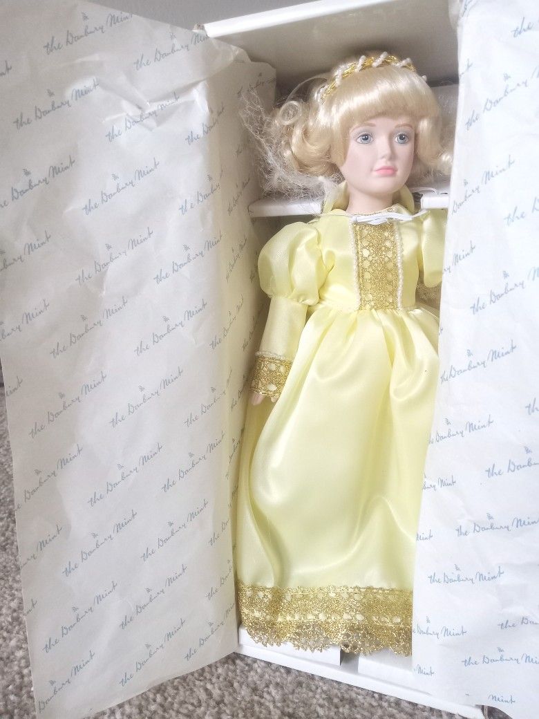 Danbury Mint Storybook Collection, Cinderella Doll 11"