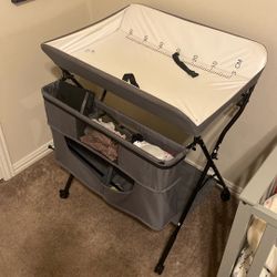 Baby Changing Station 