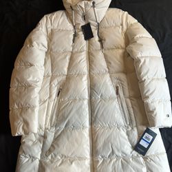 TOMMY HILFIGER PUFFER COAT ( WOMENS)