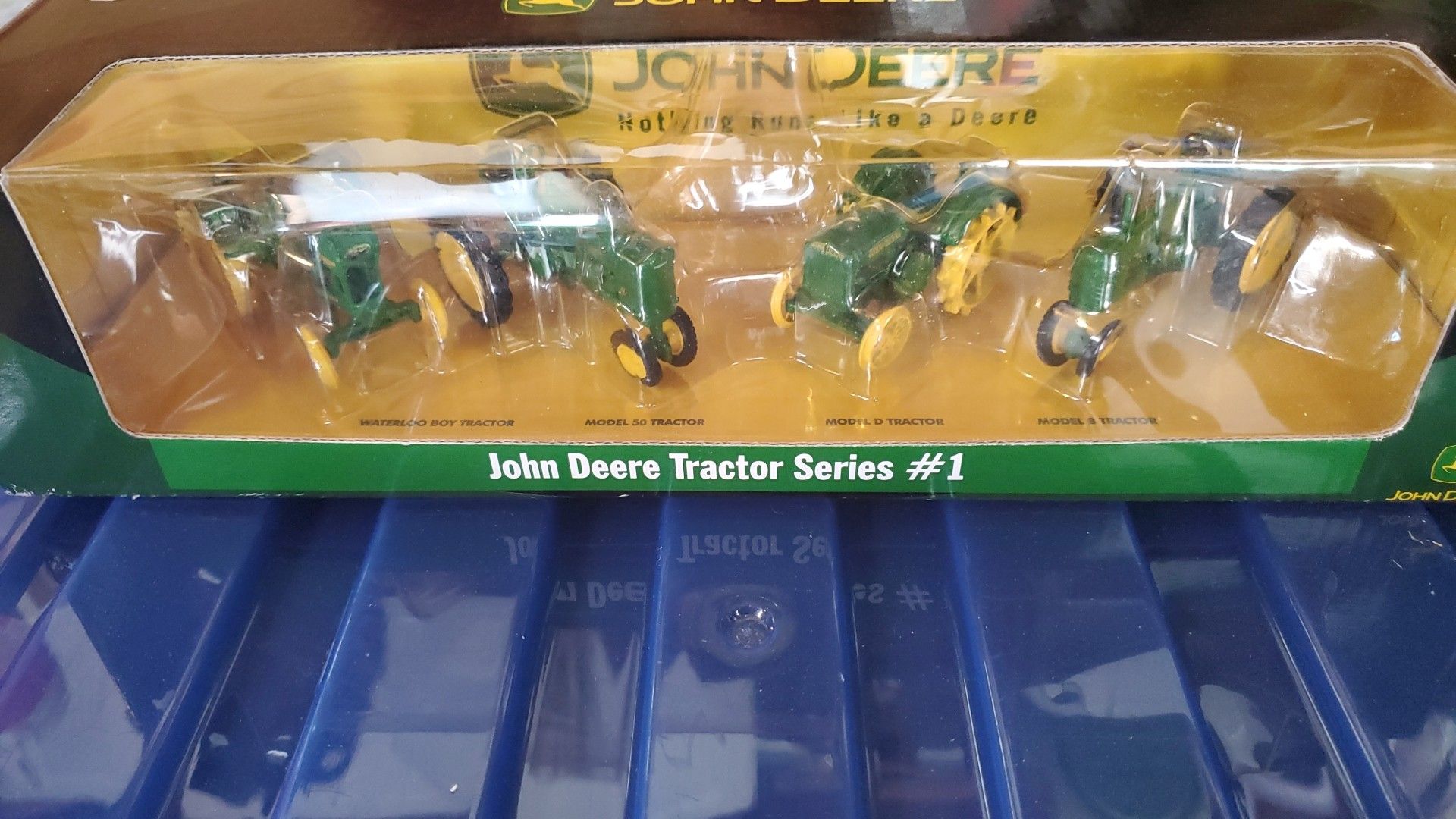 John Deere's tractor series#1