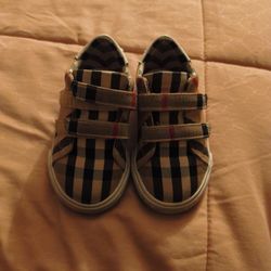 Burberry Toddler Sneaker Size 19