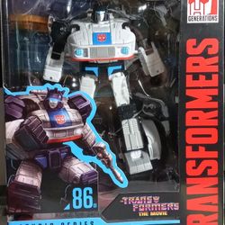 Transformers Studios Series 86-01 - Deluxe Autobot Jazz Action Figure. -New-