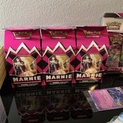 Marnie Premium Collection Box. Pokemon Cards 