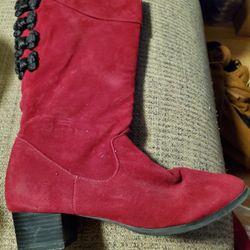 Red Boots 