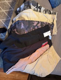 🩳 Men’s Cargo Shorts & Work Shorts Lot 40-42 – Beverly Hills Polo Club / Zestaw Krótkich Spodenek
