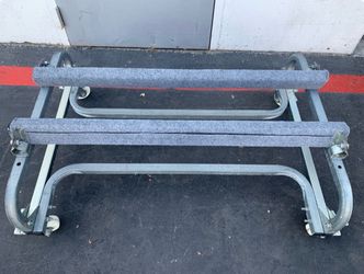 Jet ski rolling rack