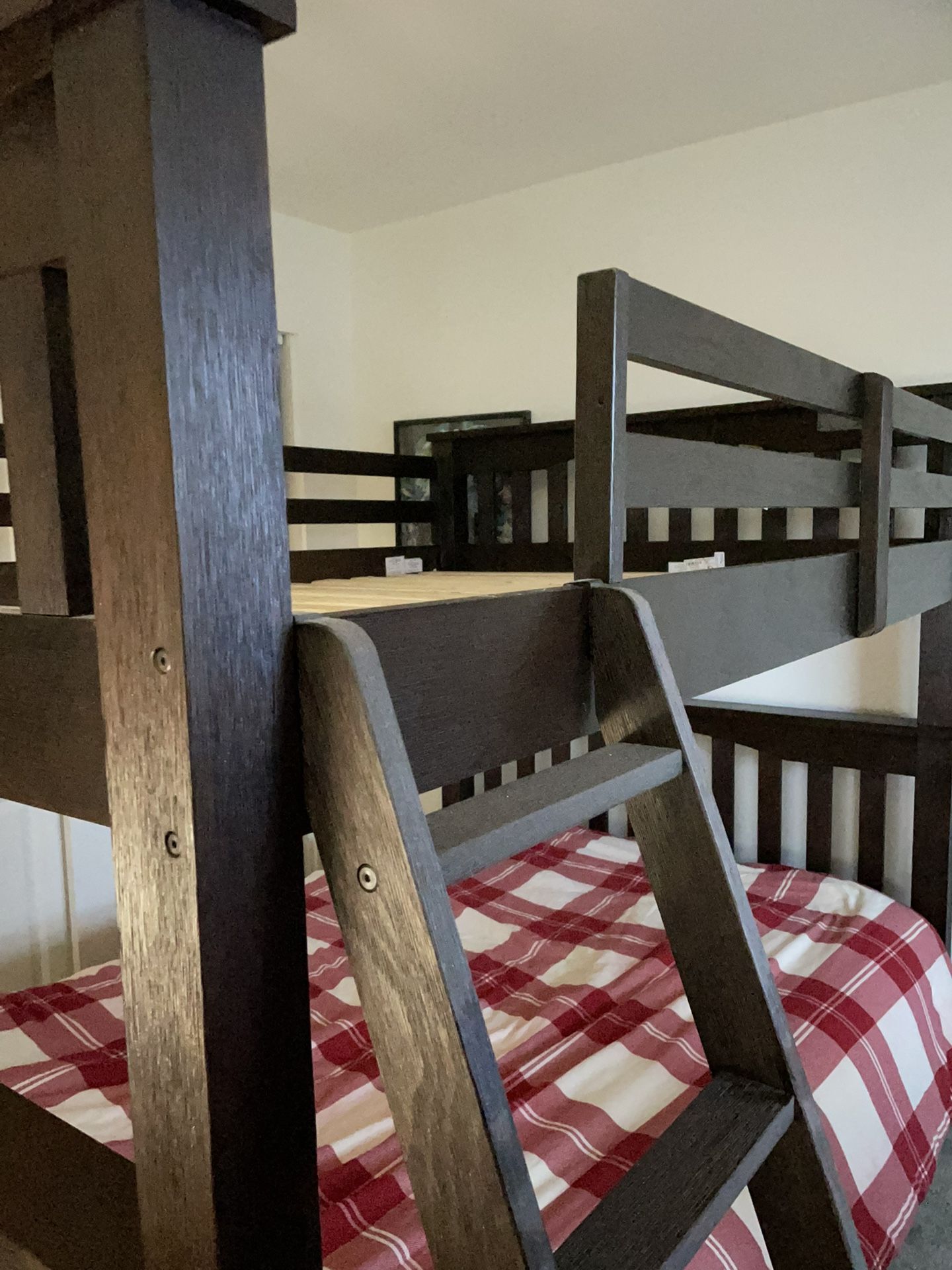 JORDAN FULL/FULL BUNKBED WITH LADDER-