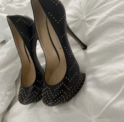 Studded High Heel Pumps In Leather Platforms Size 8