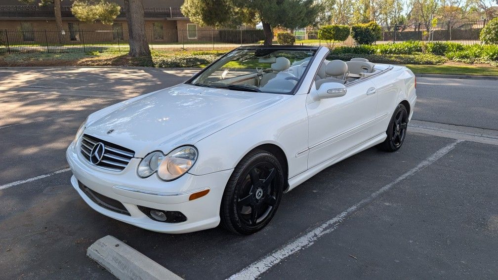 2005 Mercedes-Benz CLK-Class