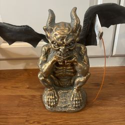 Halloween gargoyle animatronic 14” tall motion activated