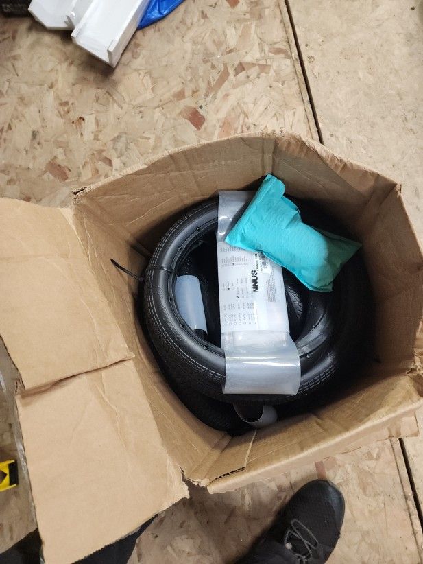 Tanus Puncture Proof Tires