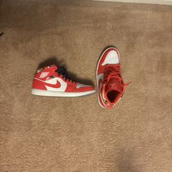 Nike Retro Jordan One