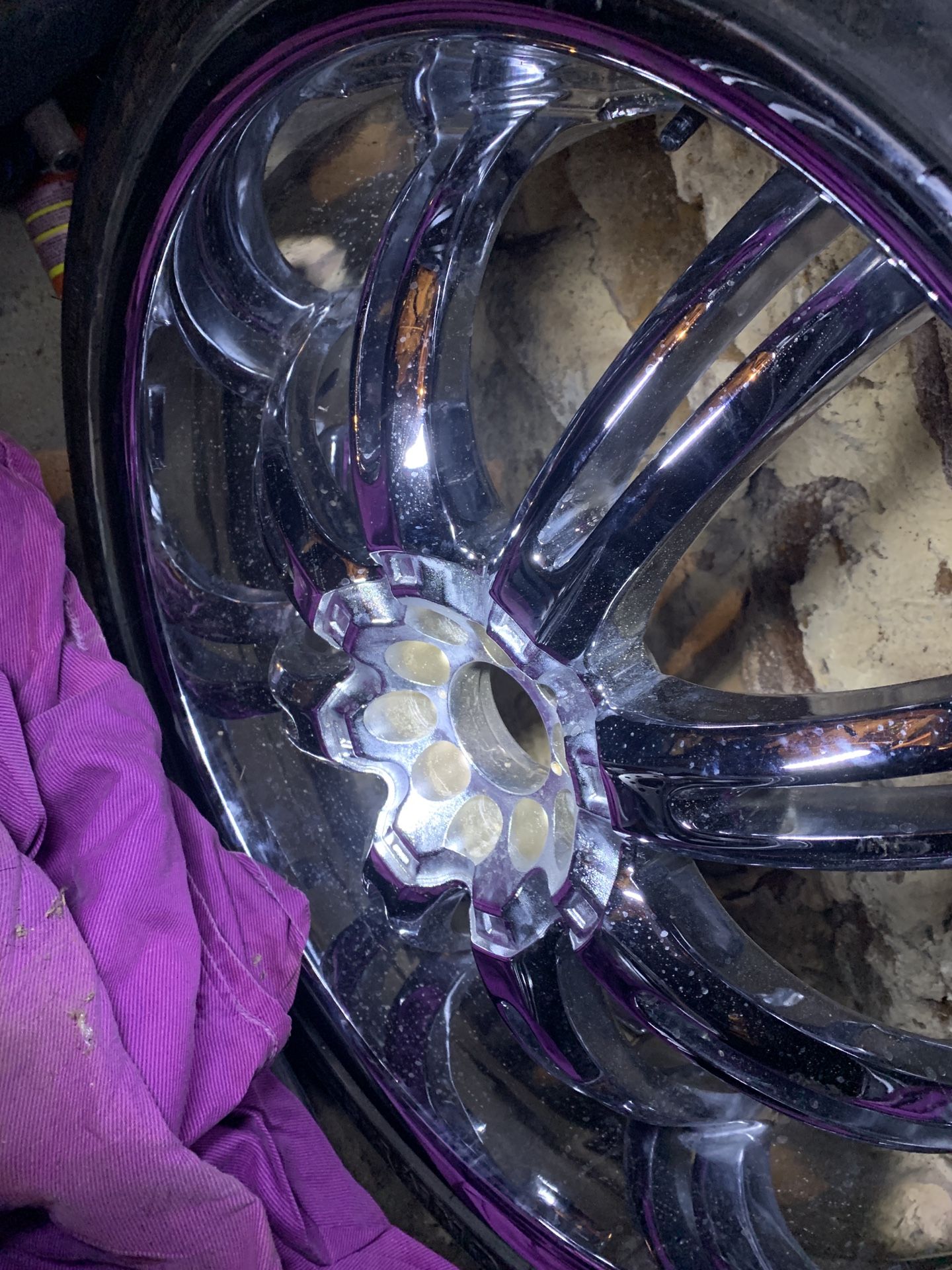 22” 5 lug universal rims brand new condition rims and tires are brand