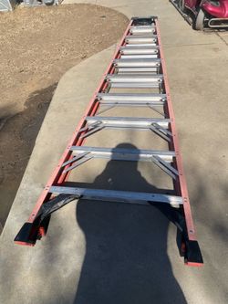 Werner ladder fiver glass 10 feet length for sale 120:00 dollars good condition