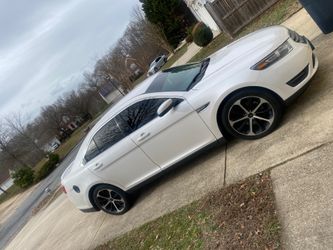 2015 Ford Taurus