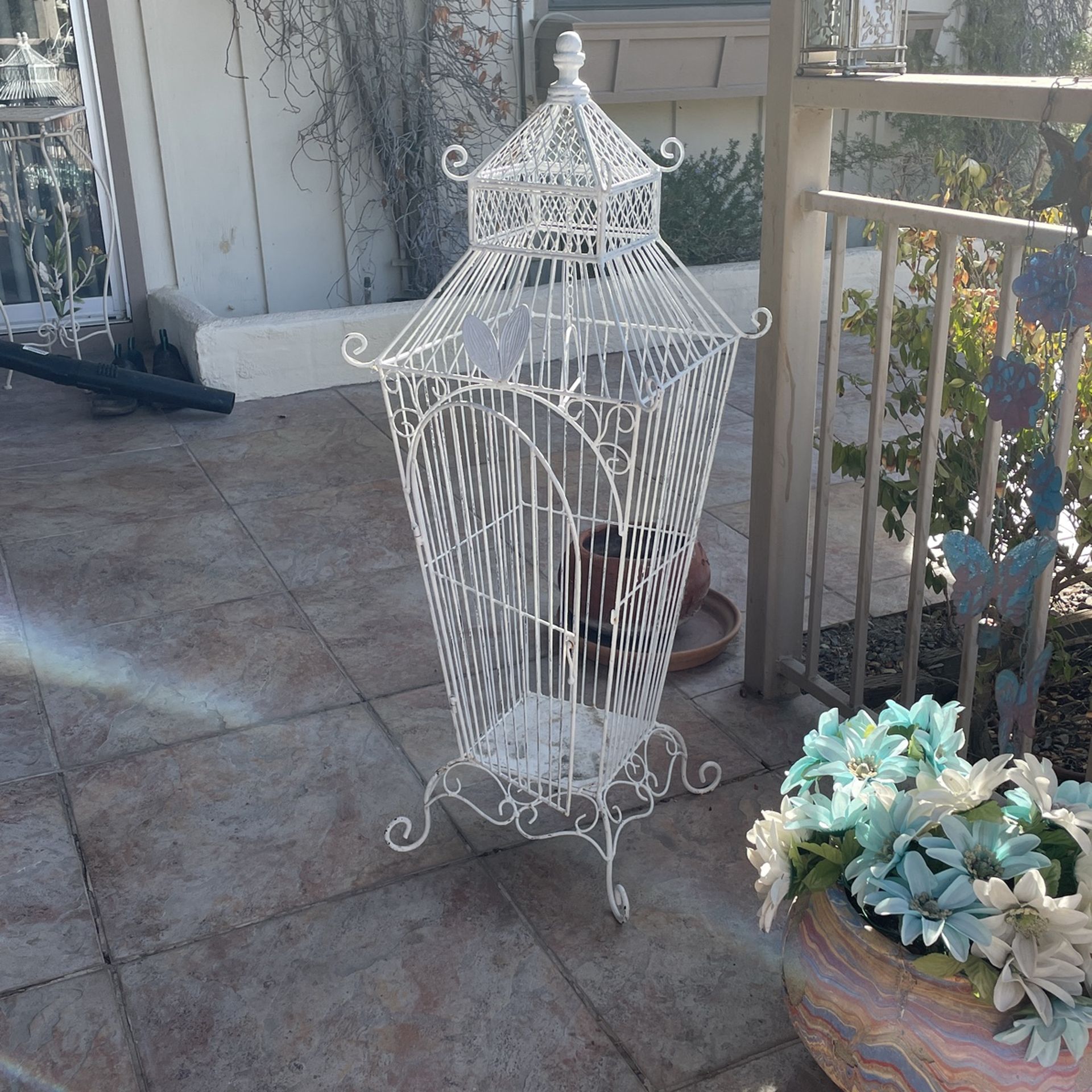 White Bird Cage