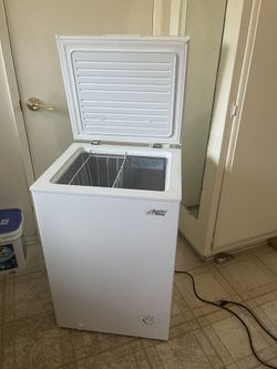 Chest Freezer works Great