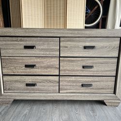 Dresser - Free Delivery 