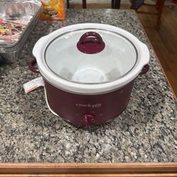 Crockpot  Icemaker Knife Set