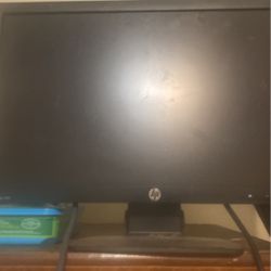 HP Flat Screen Monitor For Sale 