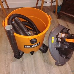 Wet/dry vac