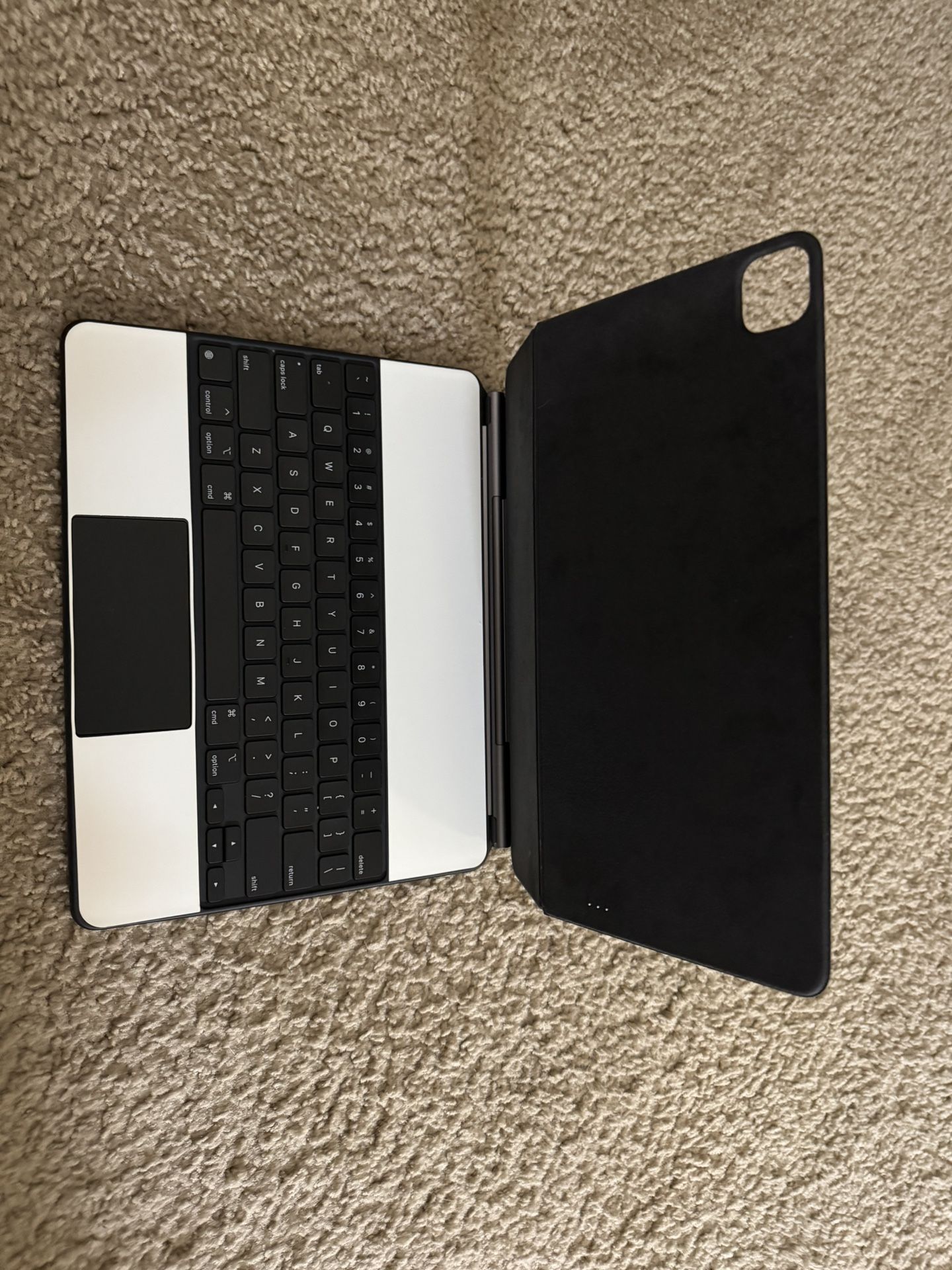 iPad Pro Magic Keyboard