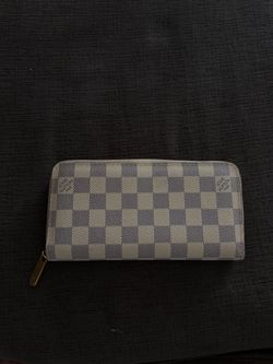 Louis Vuitton Women’s Wallet