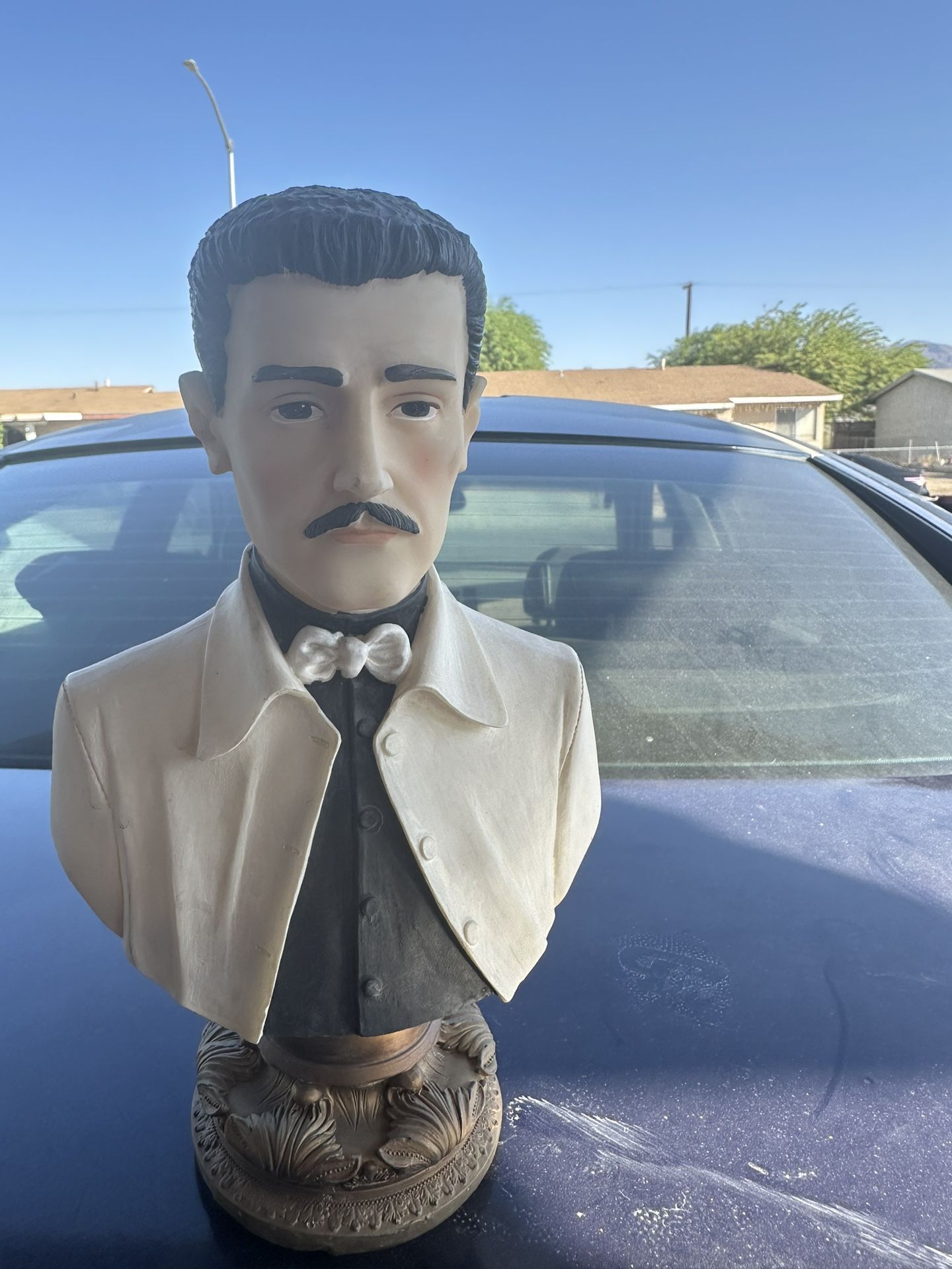 Jesus Malverde Statue