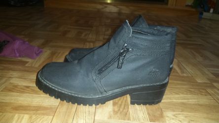 Women's boots