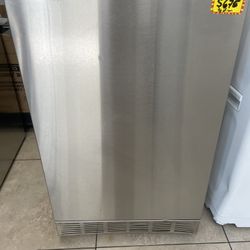 Outdoor mini fridge NEW