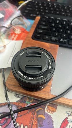 Mint Sony E PZ 16-50/3.5-5.6 OSS II lens