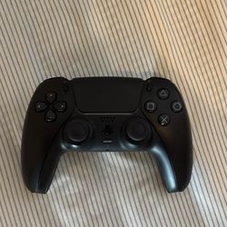 PS5 CONTROLLER (black)