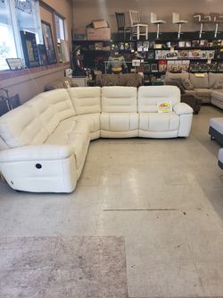 WHITE POWER LEATHER SECTIONAL