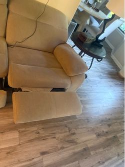 Sofá and bed and recliner has storage