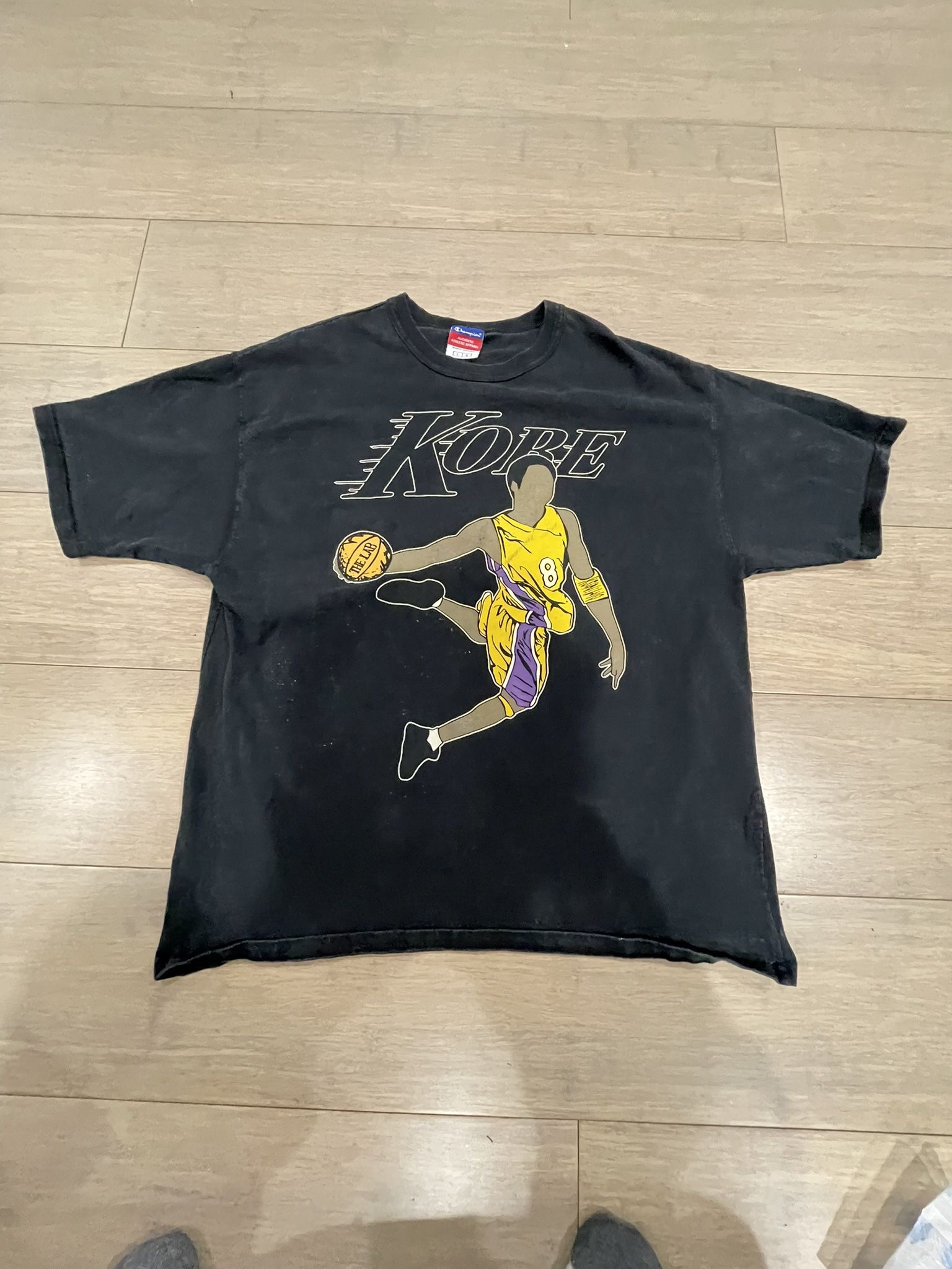 Kobe Bryant Graphic Tee – “The Lab” Los Angeles Edition