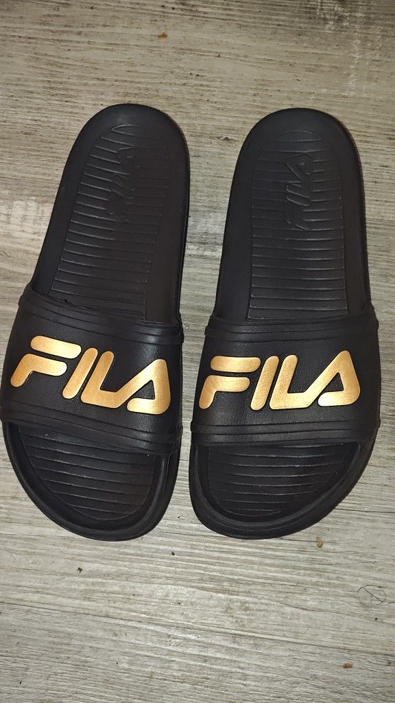 Sandals Size 10