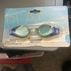 Child’s Swim Goggles 