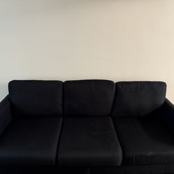 Super Comfy black 3-seater couch- With Pockets!