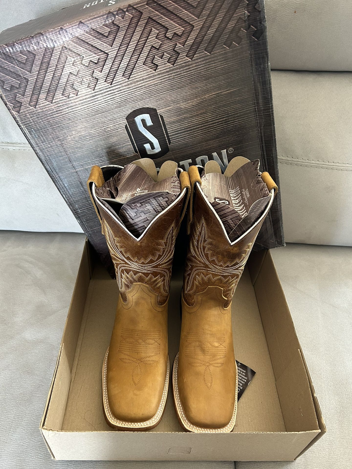 Silverton Boots