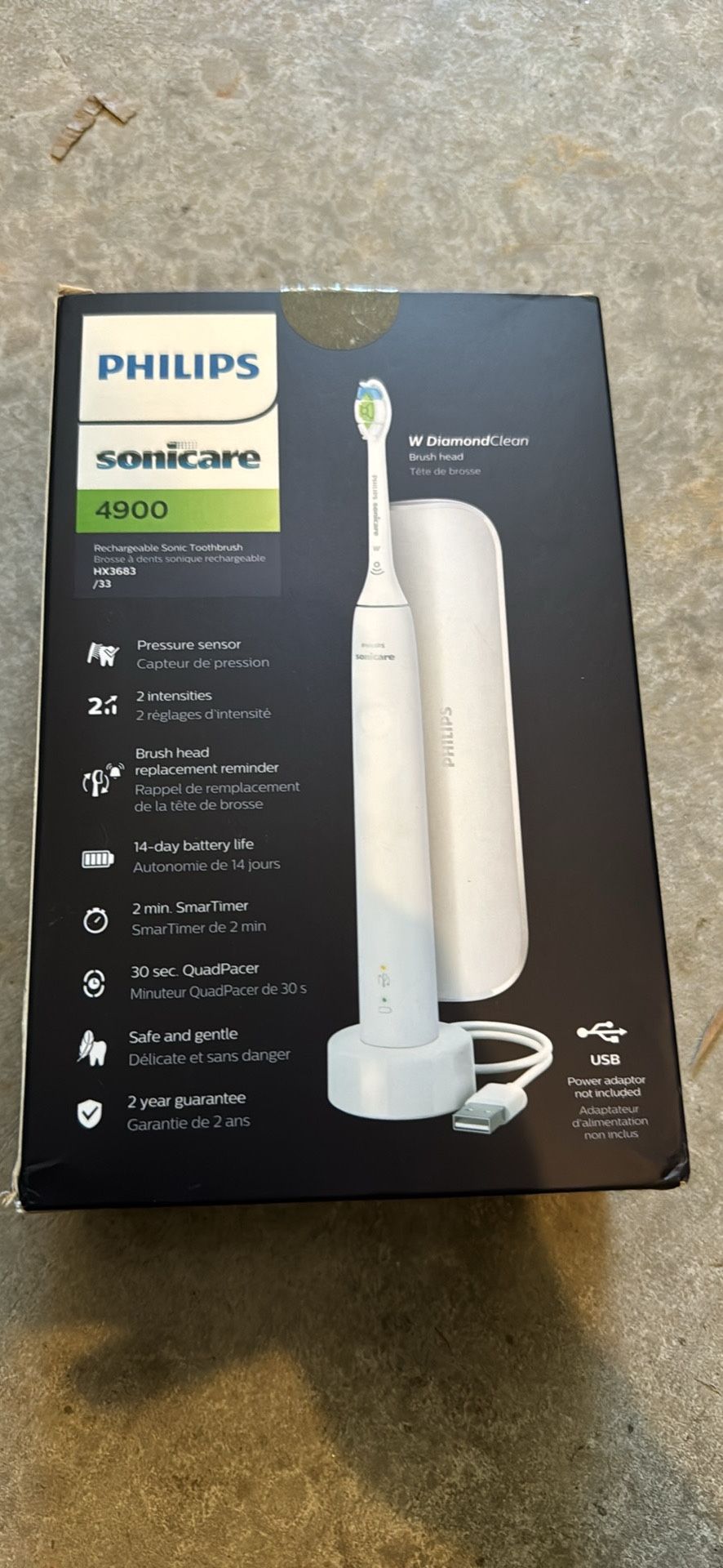 PHILIPS Sonicare ProtectiveClean 4900 Rechargeable Electric Power Toothbrush with Charging Travel Case and Extra Brush Head, White