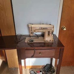 Vintage Singer Sewing Machine