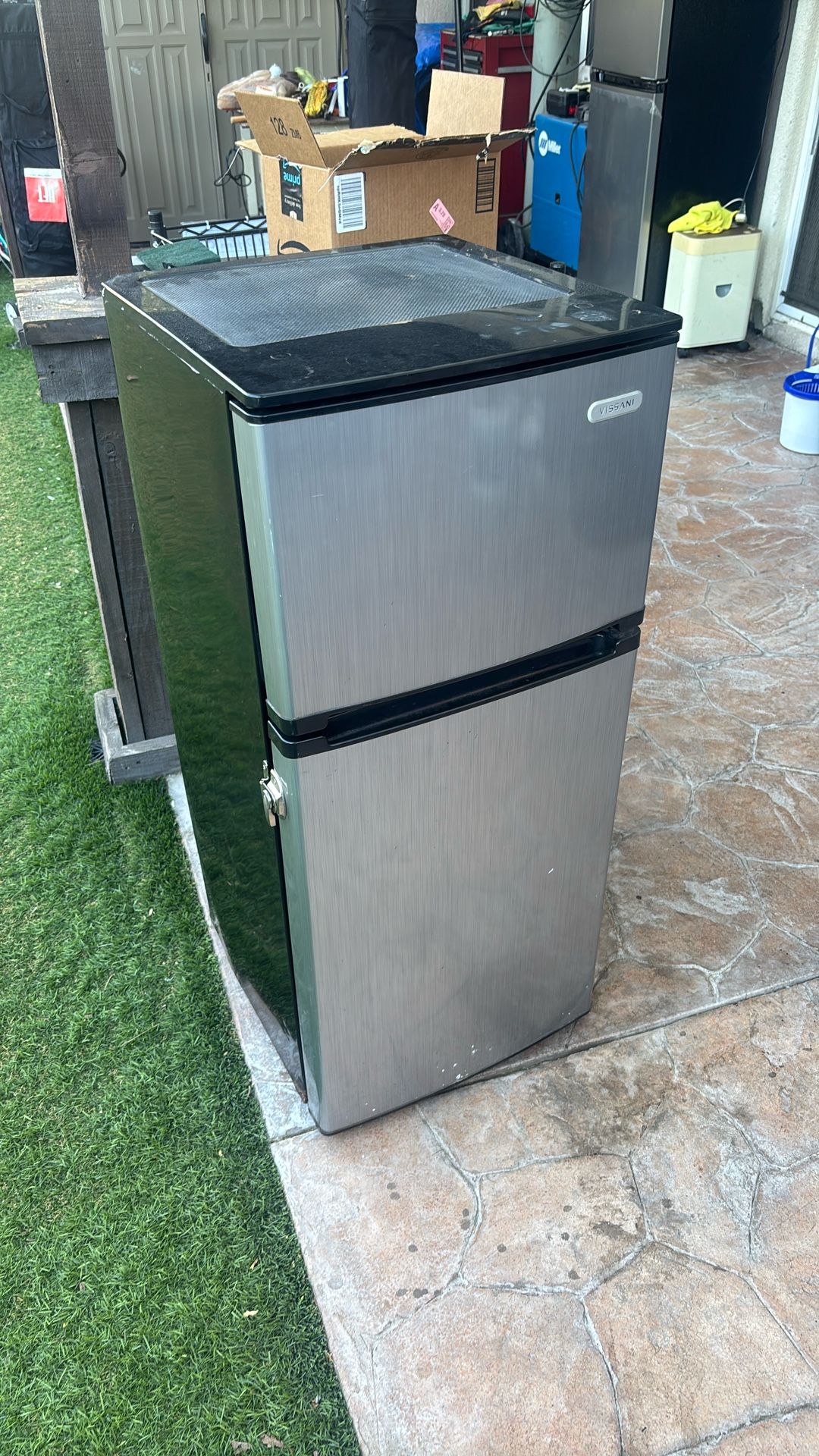 Mini Fridge