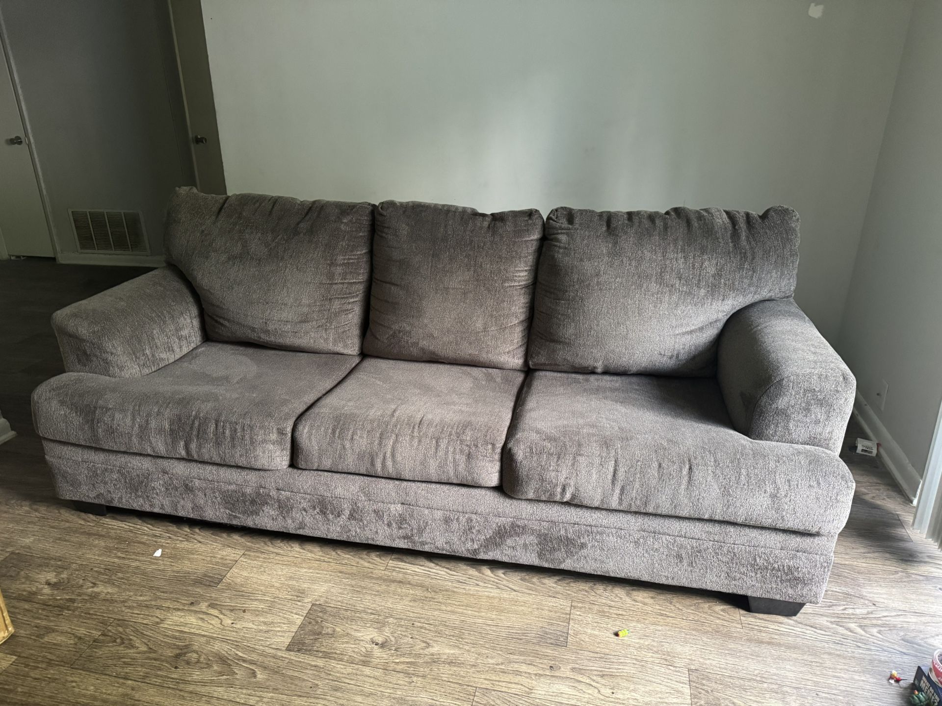 92" Grey 3 Seat Sofa | MUST GO